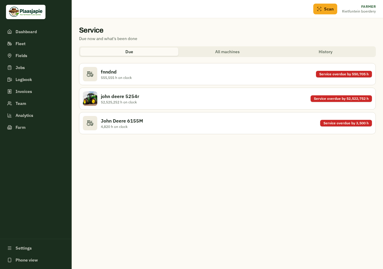 Plaasjapie service log screen with interval tracking