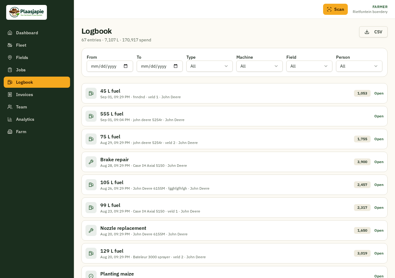 Plaasjapie logbook showing fuel and service entries